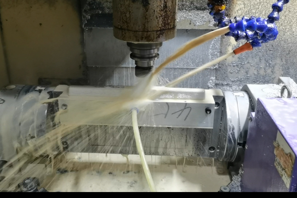機(jī)械加工生產(chǎn)廠家成本控制策略(機(jī)械加工成本節(jié)約方案)(圖1)